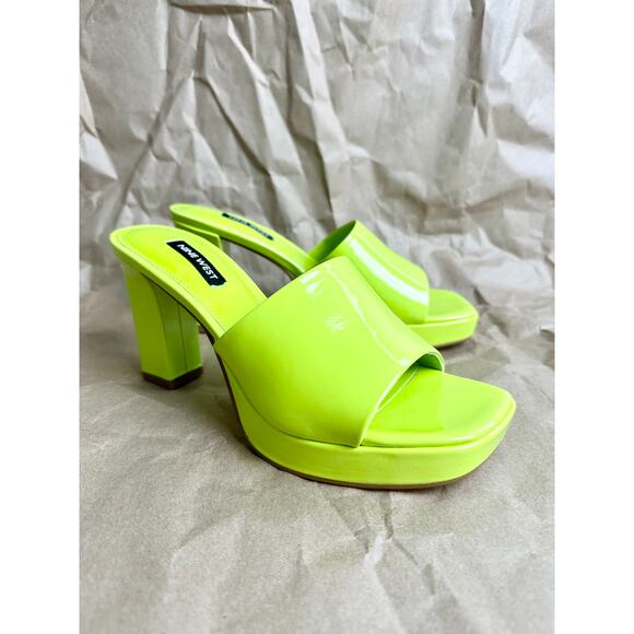 Nine West Behot Heeled Lime Neon Green Slide Sandals Patent Mules Size 7 - Picture 10 of 10